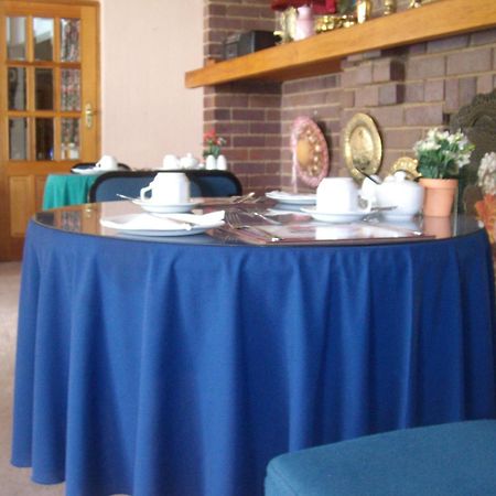 Kyalami Oaktree Lodge Guest House מראה חיצוני תמונה