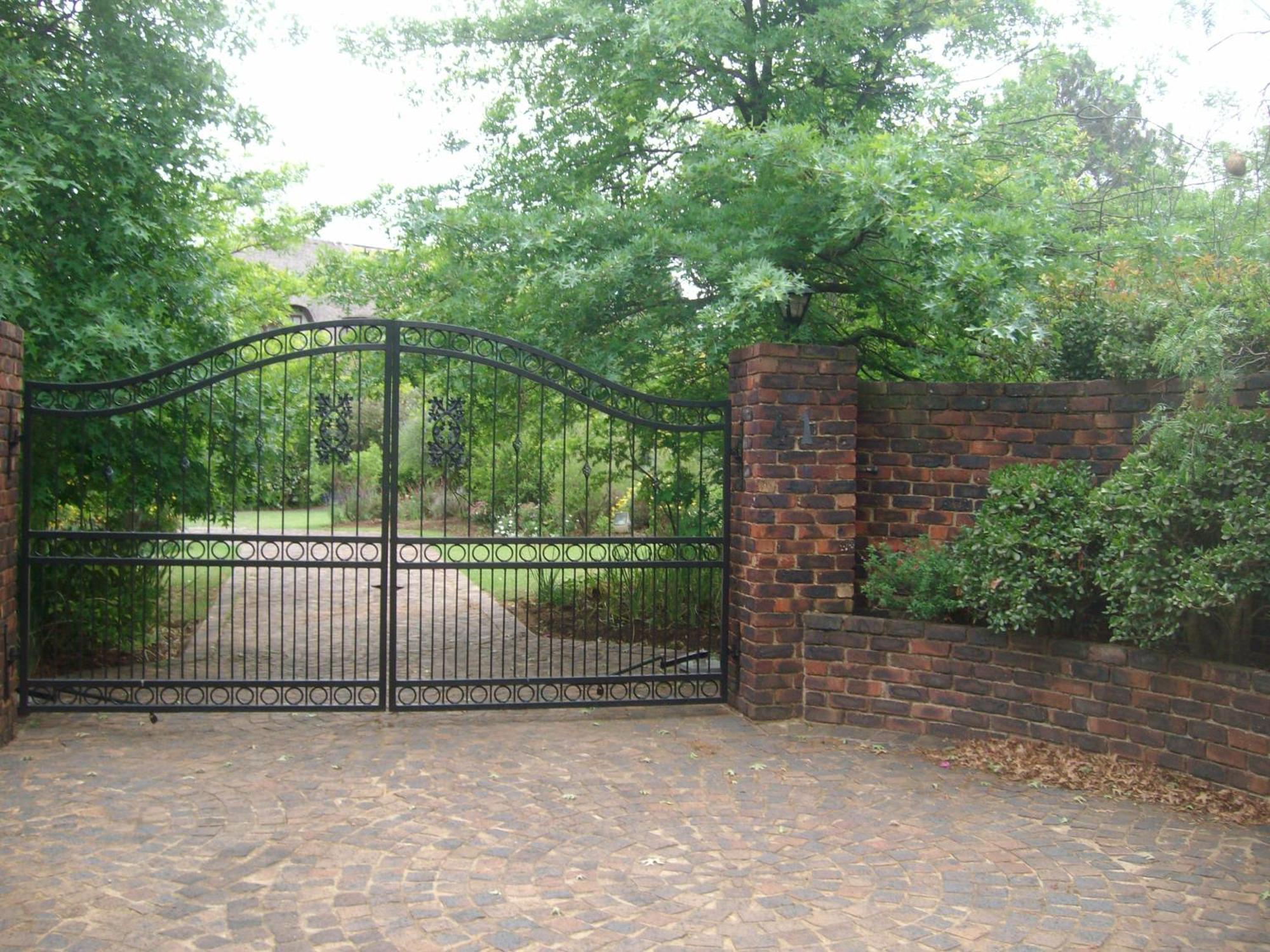 Kyalami Oaktree Lodge Guest House מראה חיצוני תמונה